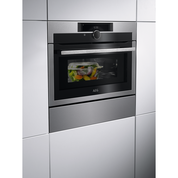 AEG - Compact oven - KME968000M